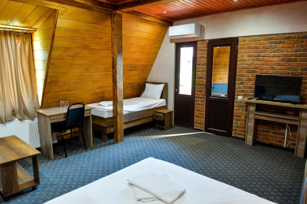 Chateau Chikovani Hotel Gordi Ngoại thất bức ảnh