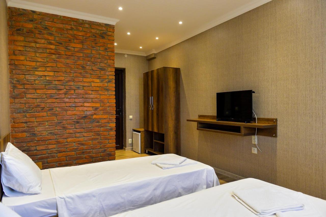 Chateau Chikovani Hotel Gordi Ngoại thất bức ảnh