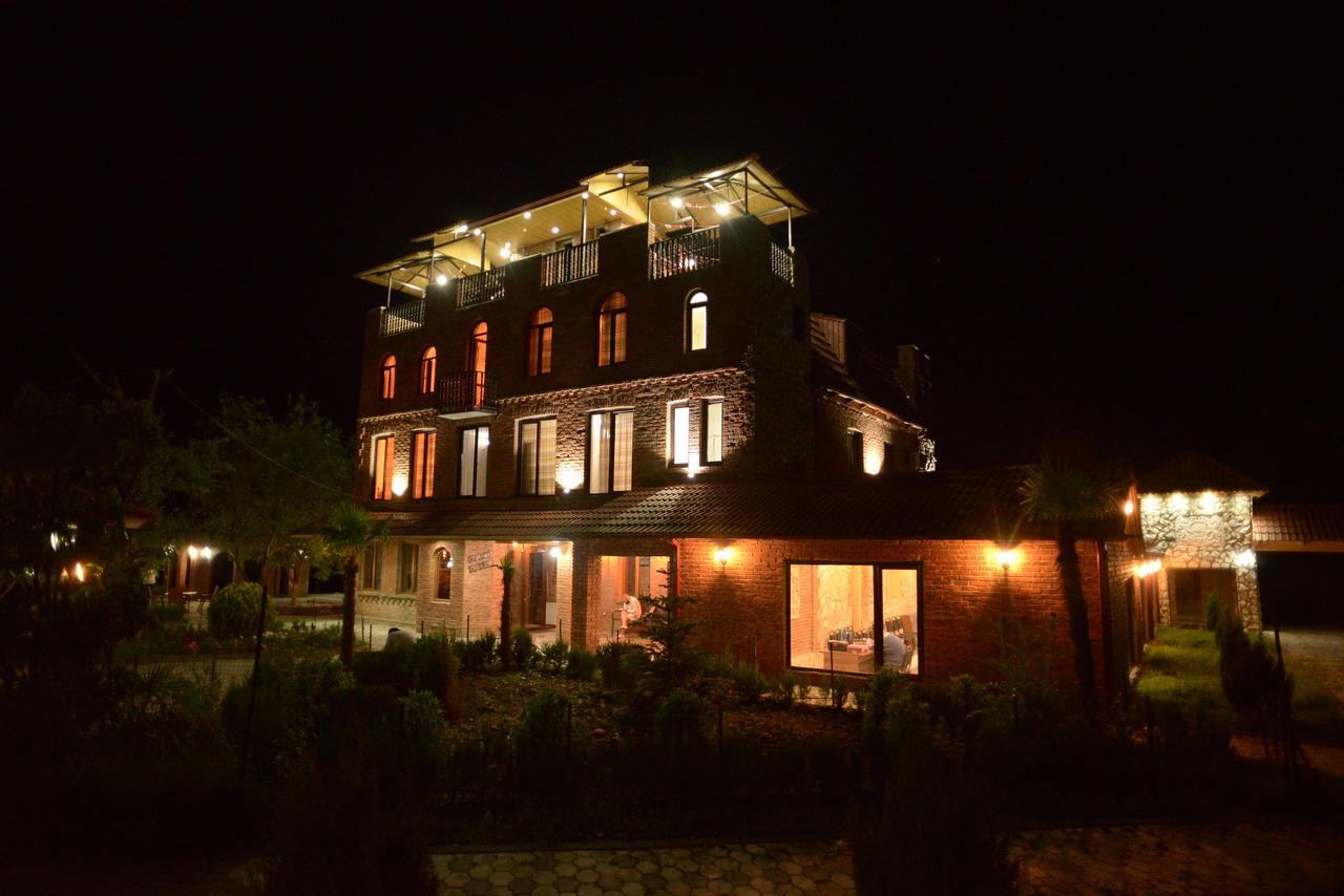 Chateau Chikovani Hotel Gordi Ngoại thất bức ảnh