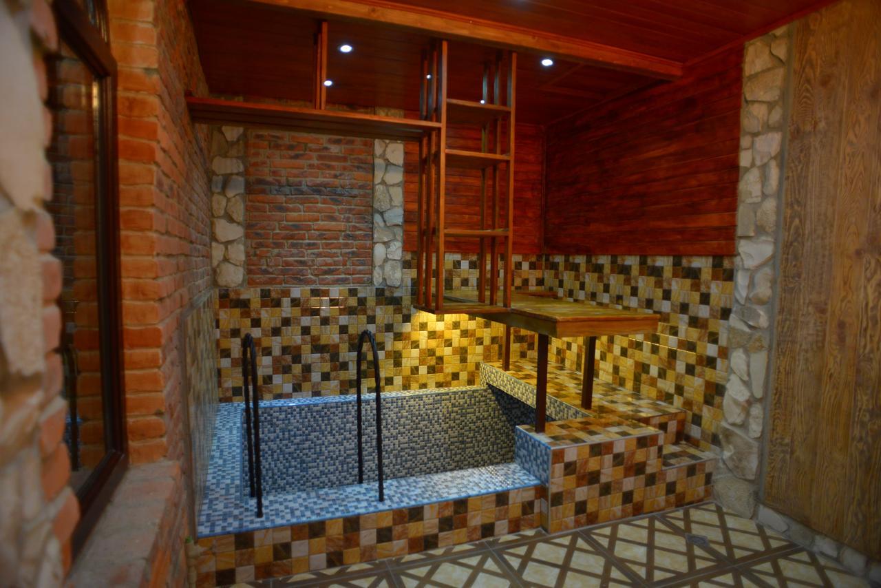 Chateau Chikovani Hotel Gordi Ngoại thất bức ảnh