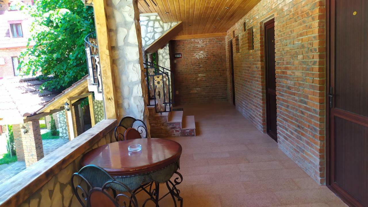 Chateau Chikovani Hotel Gordi Ngoại thất bức ảnh